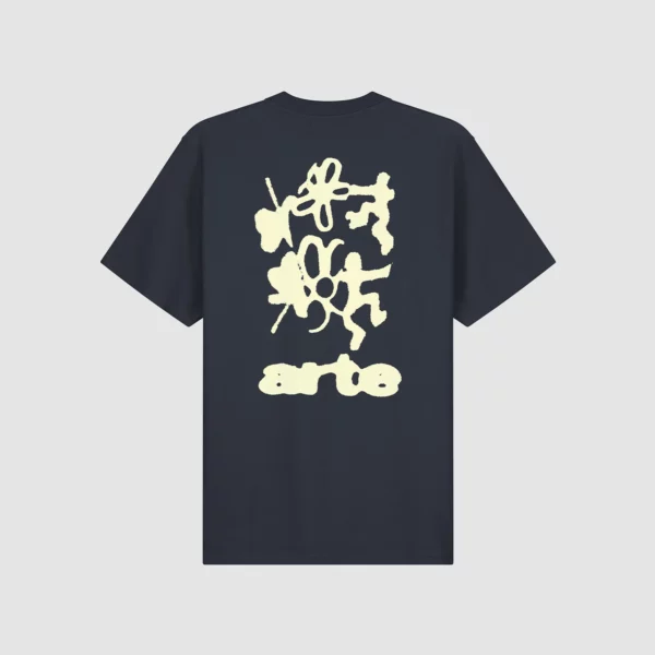BLURRY BACK PRINT